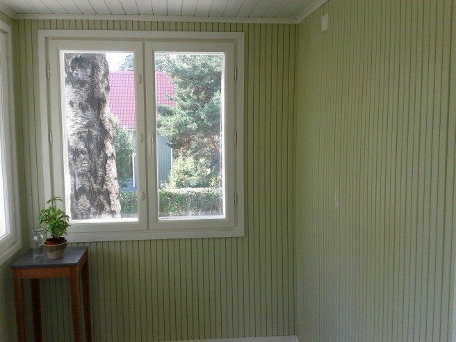 Rintamamiestalon kuistin kunnostus valmiina